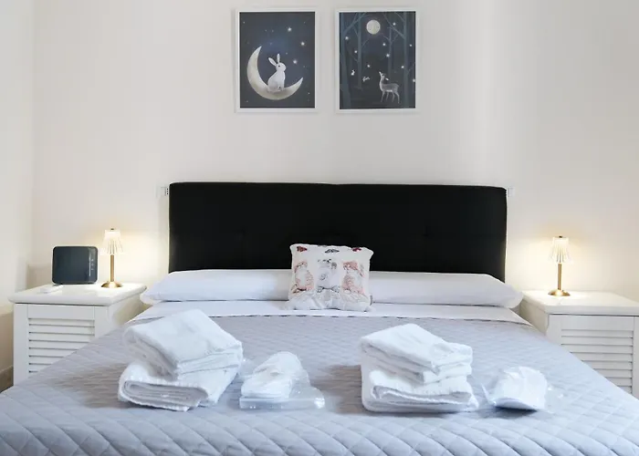 Garibaldi Isola Apartments - 80M From Garibaldi Station & 10Min From Centrale Station